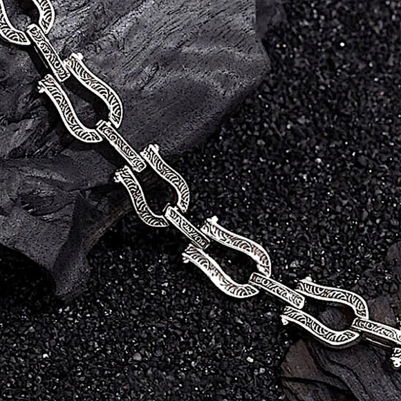 Sterling Silver Horseshoe engraved Bracelet HorseBit Snaffle Bit D Ring Stirrup - Picture 3 of 4